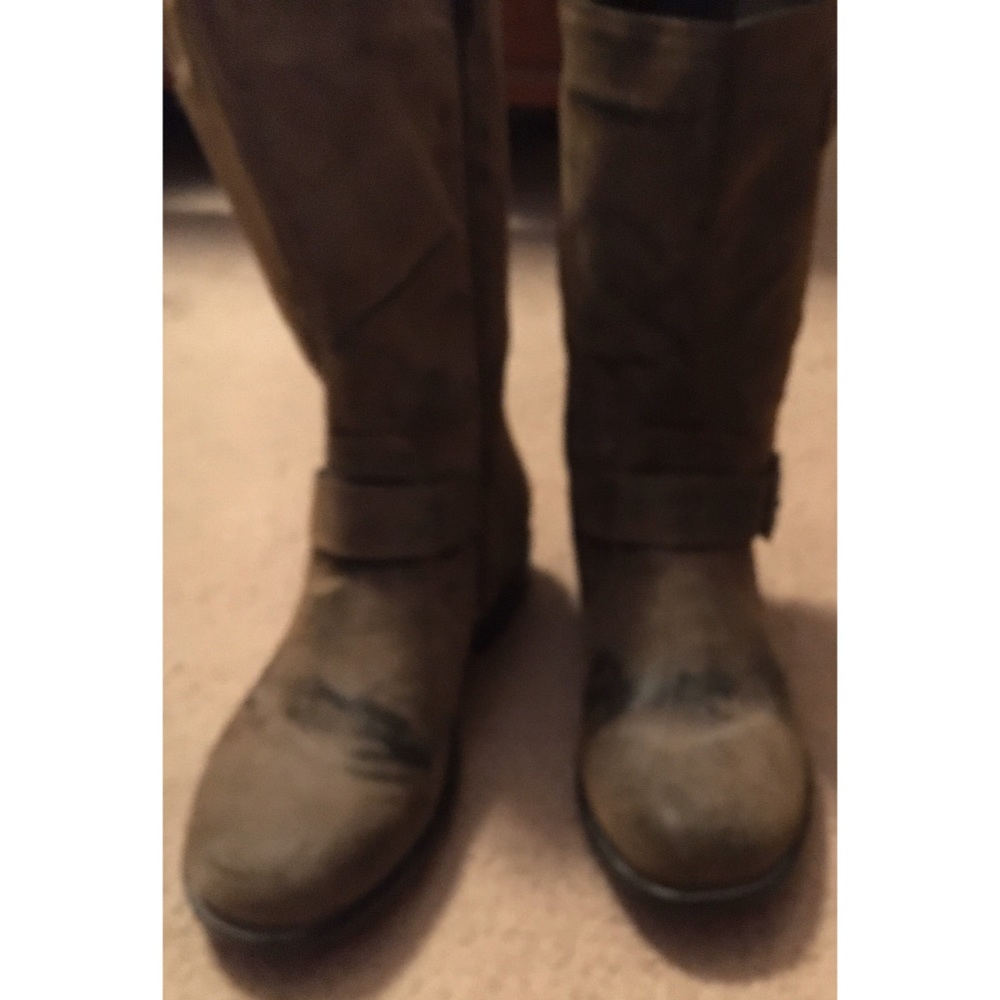Women’s suede brown side zip boots size 11 US